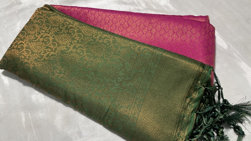 Softy Solid Dual Saree - Dark Green & Pink