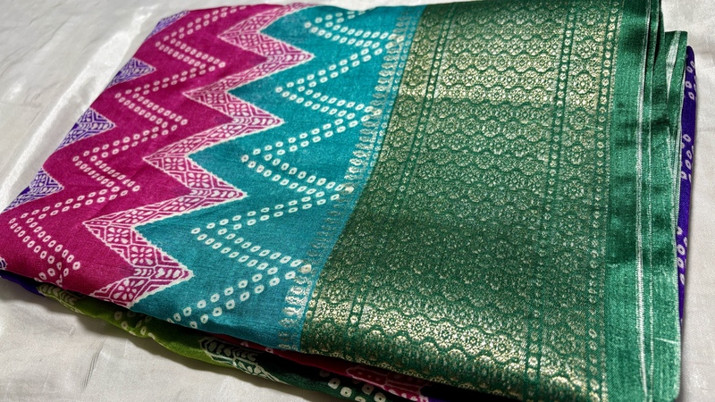 Dola Rainbow Jari Saree - Dark Green