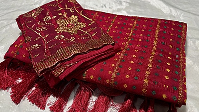 Summer Queen Popcorn Saree - Red
