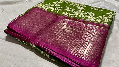 Kadambari Soft Jari Line Saree - Leaf Green