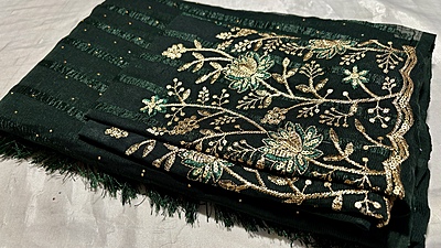 Star Blink Popcorn Designer Saree - Dark Green